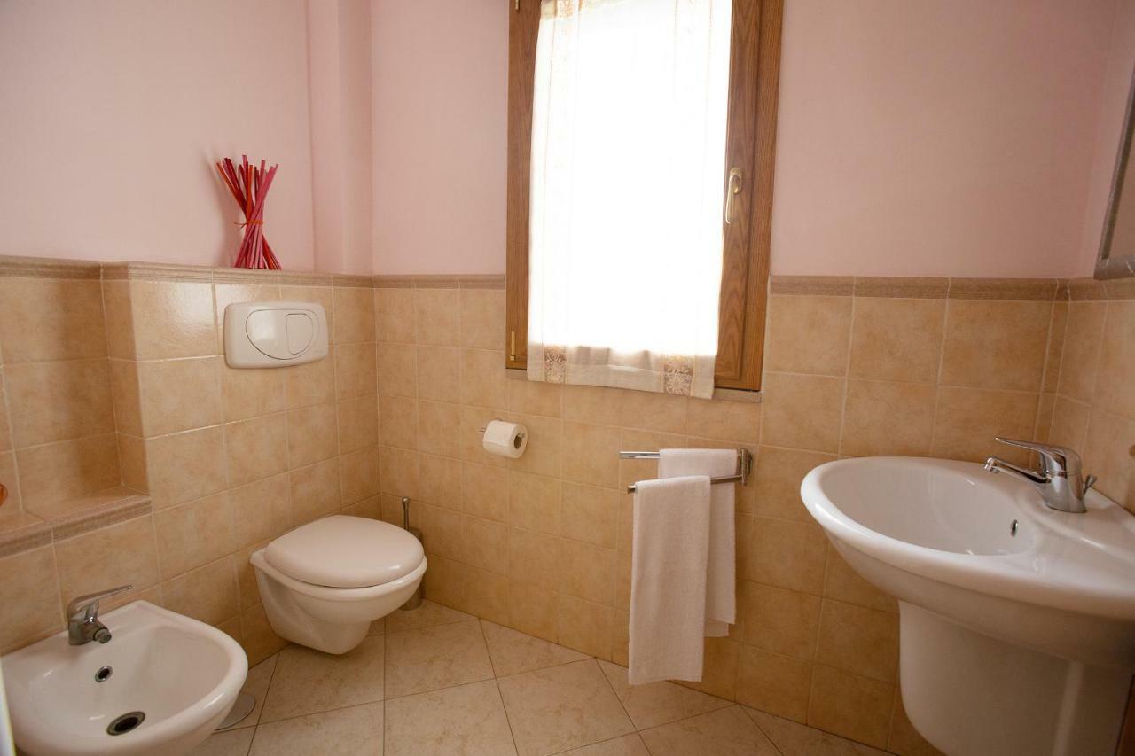 Апартаменты La Casa Del Gelso Fiorito Эболи Экстерьер фото